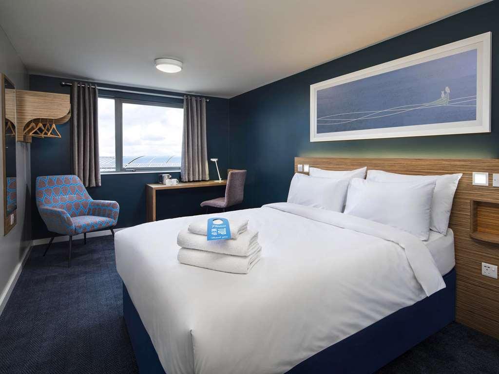 Travelodge Wadebridge Oda fotoğraf
