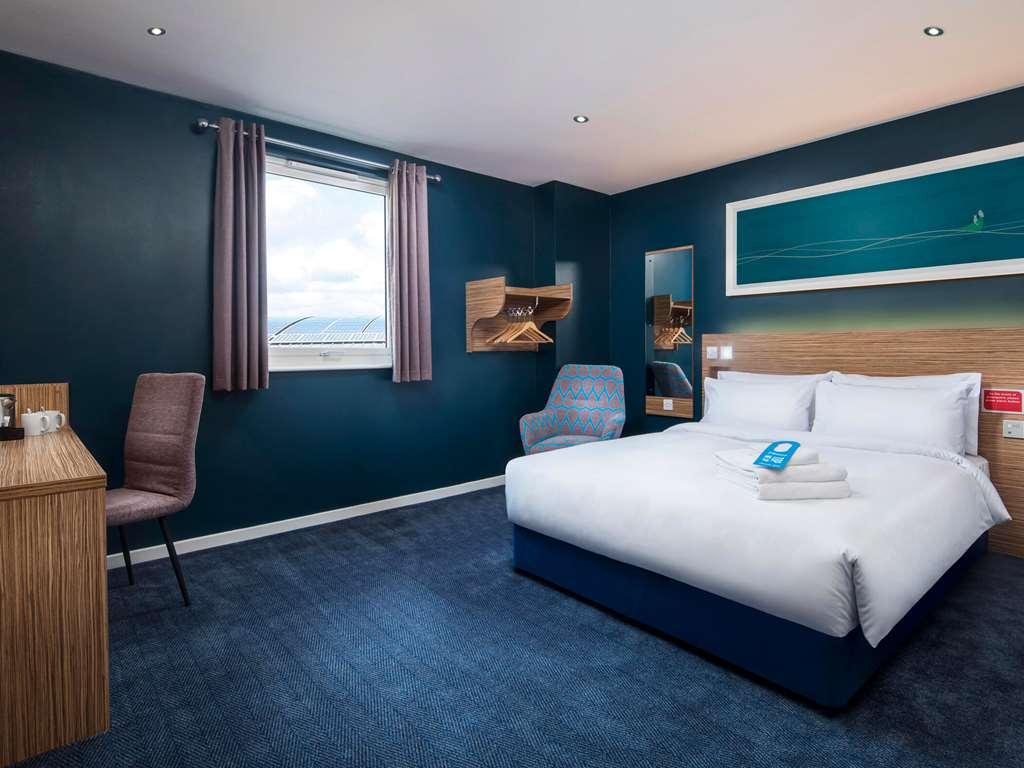Travelodge Wadebridge Oda fotoğraf