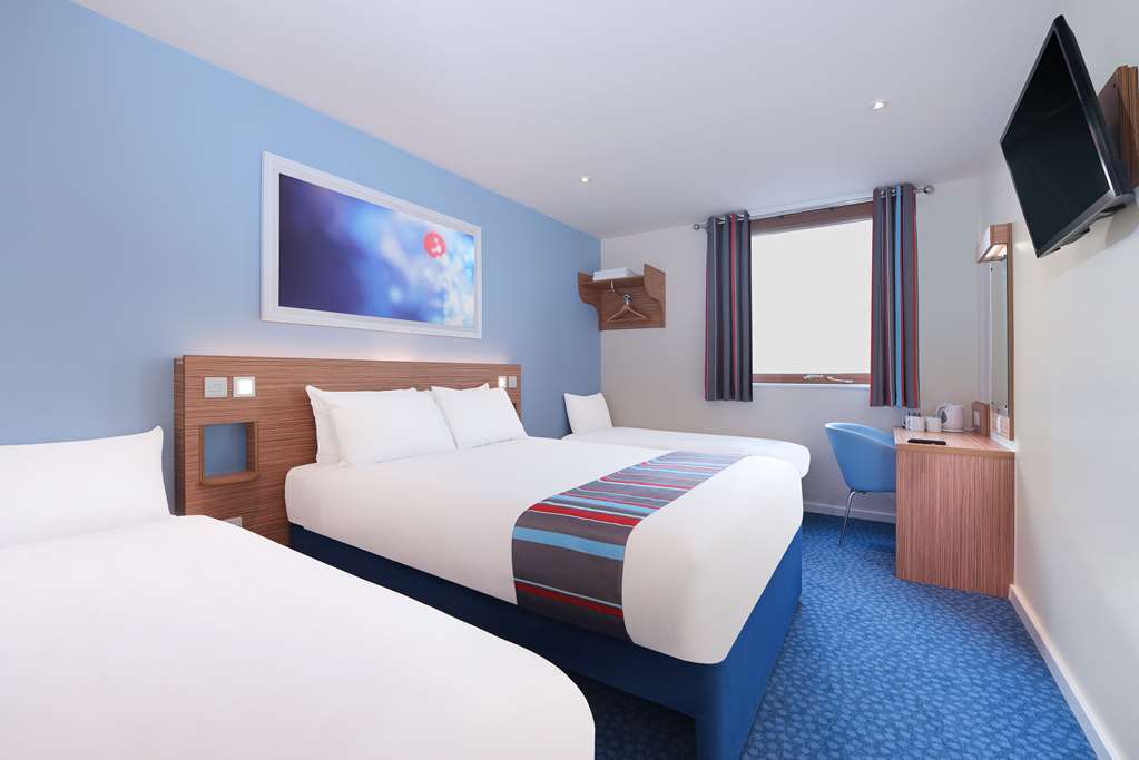 Travelodge Wadebridge Oda fotoğraf